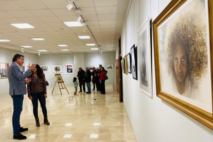 Imagen de la inauguración de la muestra.