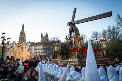 Instante de la procesión del Encuentro en Burgos.