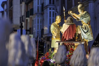 Imagen de la procesión del Santo Entierro.