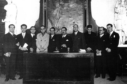 Celebración del tricentenario de Góngora en el Ateneo de Sevilla en diciembre de 1927.