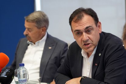 El presidente de Vitartis, Santiago Miguel Casado, participa en los Desayunos de la Agencia Ical