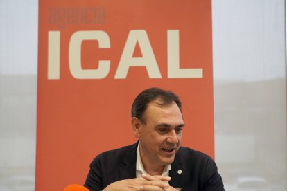 El presidente de Vitartis, Santiago Miguel Casado, participa en los Desayunos de la Agencia Ical