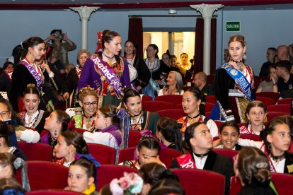 Una gala inolvidable para Valeria Lezcano y Beatriz Plaza Reina Infantil y Reina Mayor de Burgos.