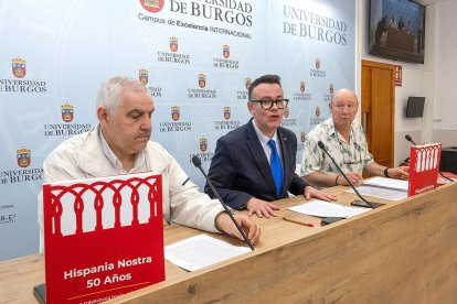 El libro se presentó este miércoles en la Universidad.