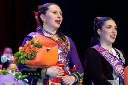 Imágenes de la gala de elección de las Reinas de Burgos.