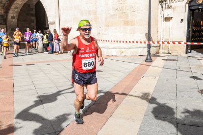 Carrera Solidaria por el Día de Castilla y León en Burgos.