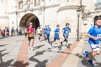 Carrera Solidaria por el Día de Castilla y León en Burgos.
