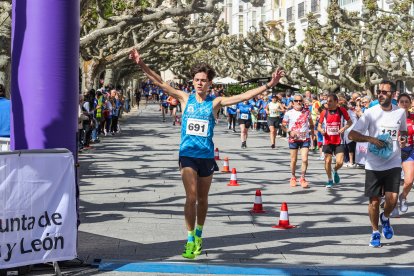 Carrera Solidaria por el Día de Castilla y León en Burgos.