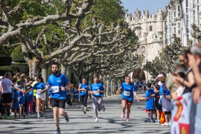 Carrera Solidaria por el Día de Castilla y León en Burgos.