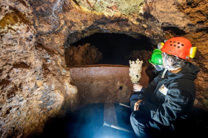 En un punto puede degustarse el agua que brota del mismo manantial que nutre la Fuente del Rey de Rubena