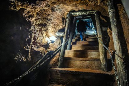 Salida de Mina Esperanza.