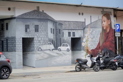 Mural de Christian Sasa en Gamonal.