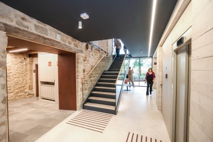 Acceso principal.
