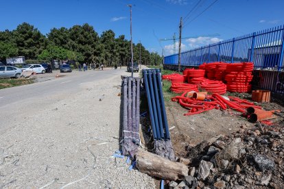 Materiales acopiados para continuar con las actuaciones de la senda a Cortes.