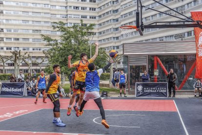 Instante de la I Fiesta del Deporte en Burgos.