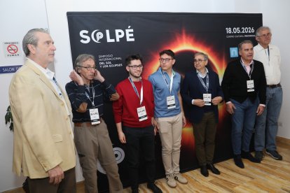 La Diputación de Palencia presenta el Simposio Internacional del Sol y los Eclipses (SOLPÉ) ,(IaD) en imagen todos los ponentes: Javier Rodríguez -Pacheco, Óscar Díez Higuera, Víctor Cob, David Ramos, César García Marirrodriga, José Carlos del Toro y Marco Romoli