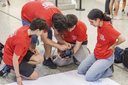 Instante dela final del X ASTI Robotic Challenge celebrada en Burgos.