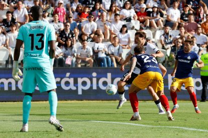 Imagen del partido entre el Burgos CF y el Andorra.