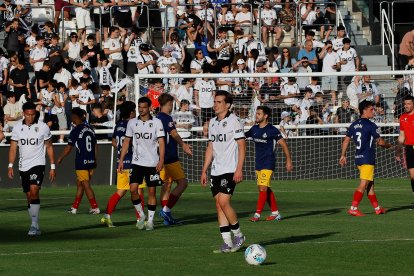 Imagen del partido entre el Burgos CF y el Andorra.