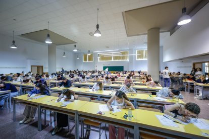 Imagen de alumnos en las pruebas de acceso a la universidad.