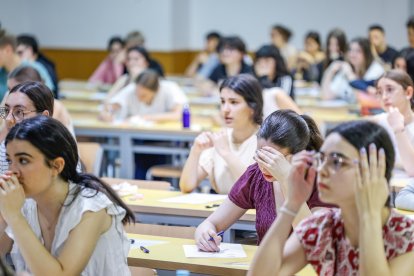 Imagen de alumnos en las pruebas de acceso a la universidad.