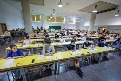 Imagen de alumnos en las pruebas de acceso a la universidad.