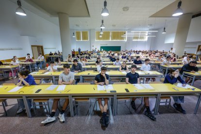 Imagen de alumnos en las pruebas de acceso a la universidad.
