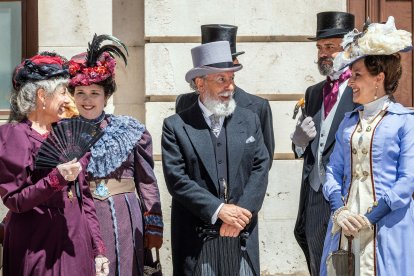 Recreación histórica de la visita de Alfonso XIII a Burgos con motivo del eclipse de 1905.