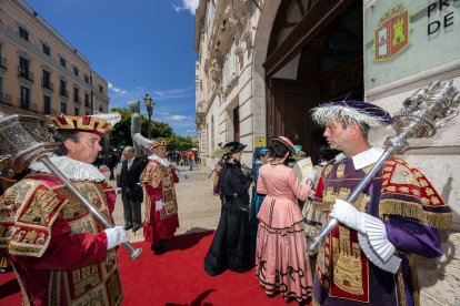 Recreación histórica de la visita de Alfonso XIII a Burgos con motivo del eclipse de 1905.