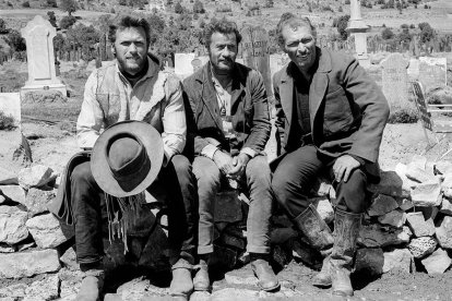 Eastwood, Wallach y Van Cleef, en un descanso del rodaje de 'El bueno, el feo y el malo'.