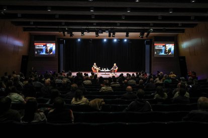 Muchos amigos y aficionados del equipo de El Plantío arroparon a Calero en la presentación.