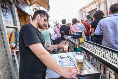 Instante de la fiesta preParral organizada por El Pez y Encarna's.