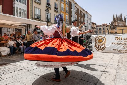 La Sociedad Gastronómica de Los Cucos celebra una nueva edición del Esquileo con fuerza renovada en su 50 aniversario.