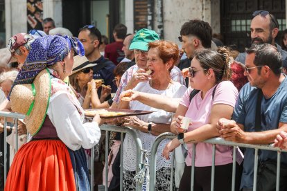 La Sociedad Gastronómica de Los Cucos celebra una nueva edición del Esquileo con fuerza renovada en su 50 aniversario.