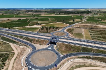 La A-11 avanza otros 2,4 kilómetros en Castrillo de la Vega