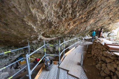 Trabajos de cribado, recolección y excavación en las dos áreas de excavación de Mirador.