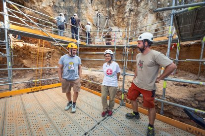 Responsables del trabajo en Cueva Fantasma. 