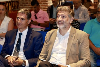 El economista José Carlos Diez imparte la conferencia ‘León en la era de la inteligencia artificial’, organizada por el Círculo Empresarial Leonés
