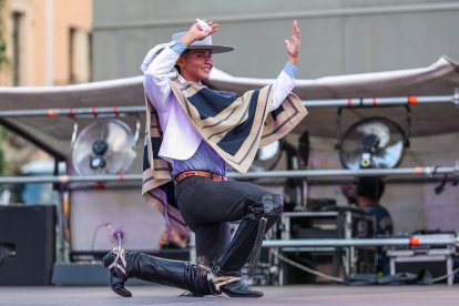 Imagen de la inauguración del festival en la plaza de San Juan.