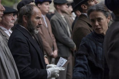 Antonio de la Torre y Patricia López Arnaiz, en el filme.