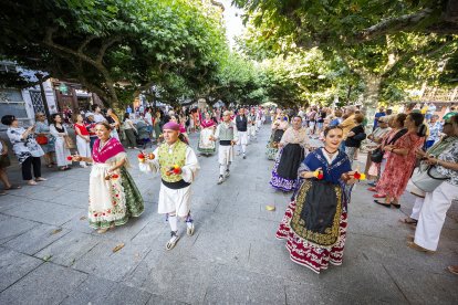 Desfile del Festival Internacional de Folclore 2026.