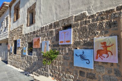 Olmillos de Sasamón vuelve a decorar su pueblo con OlmillArte.