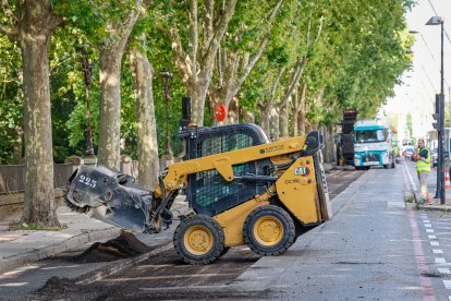 Un instante del desarrollo de los trabajos que se han concentrado en la avenida Arlanzón.