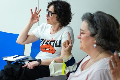 Profesionales sanitarios durante el curso impartido por Aransbur.