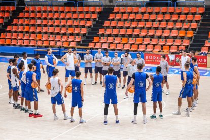 Imagen de la primera sesión de entrenamiento.