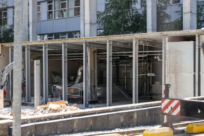 Imagen de los alrededores del HUBU y las obras del tercer búnker de radiología.
