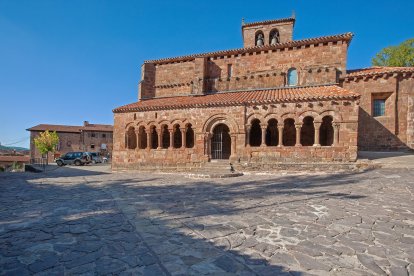 Vista de la iglesia de San Esteban Protomártir.