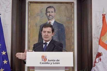 El presidente de la Junta de Castilla y León, Alfonso Fernández Mañueco, presenta las principales novedades de la Ley de Medidas Tributarias, Financieras y Administrativas para 2027.