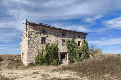 Antigua taberna del pueblo, postrera residencia de Florentino González, último habitante de Castrillo.