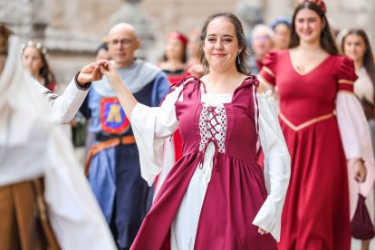 Instante del desfile y del pregón de la Semana Cidiana 2026.